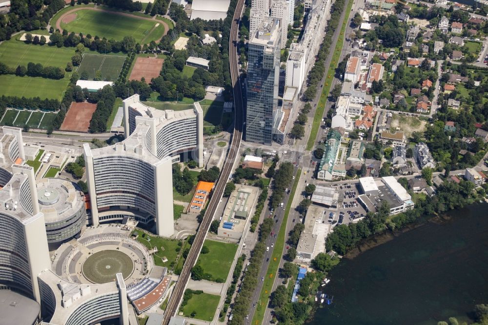 Wien from the bird's eye view: The city center with United Nations Office for Outer Space Affairs and the Internationale Atomenergie-Organisation and IZD Tower in the downtown area in Vienna in Austria