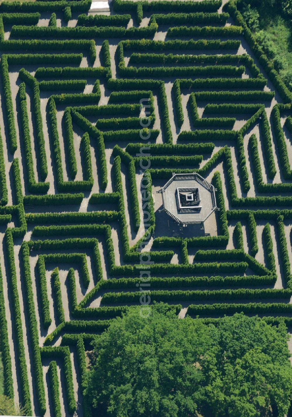 Bad Salzuflen from above - Maze - Labyrinth in Bad Salzuflen in the state North Rhine-Westphalia