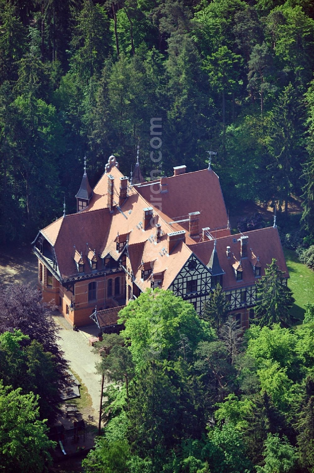 Aerial photograph Gelbensande - View of the hunting castle Gelbensande in the Rostocker Heide in Mecklenburg Western Pomerania