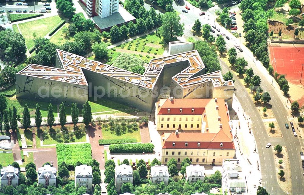 Berlin - Kreuzberg from above - Jüdisches Museum in der Lindenstraße.