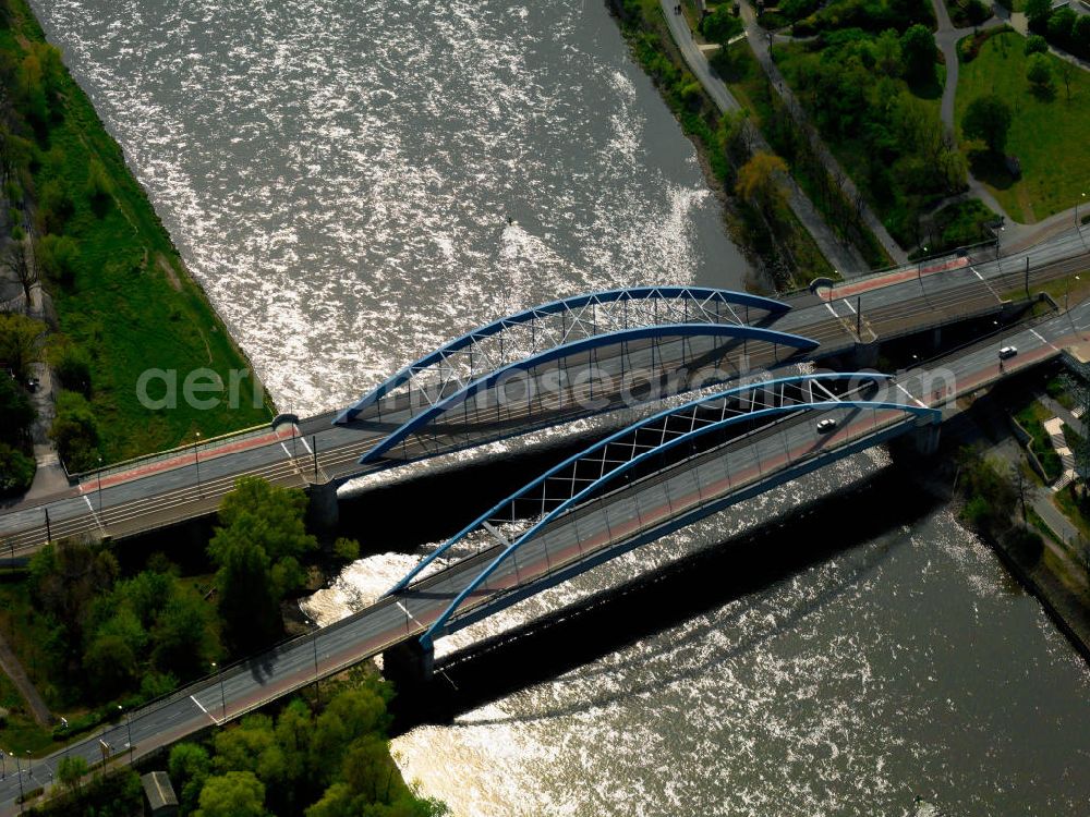 Magdeburg from the bird's eye view: Jerusalem bridge over the Elbe at Magdeburg in Saxony-Anhalt