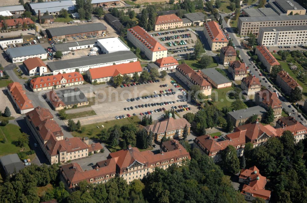 Löbau from the bird's eye view: Blick auf die ehemalige Jägerkaserne in Löbau in Sachsen. Löbau befindet sich in der Oberlausitz und ist eine Große Kreisstadt im Landkreis Görlitz. Die Jägerkaserne wurde bis 1990 als Offiziershochschule der Landstreitkräfte der NVA Ernst Thälmann genutzt. Heute stehen die Gebäude am Wilhelm-Leuschner-Platz unter Denkmalschutz und werden von verschiedenen Investoren genutzt. Achim Walderpräsenz: