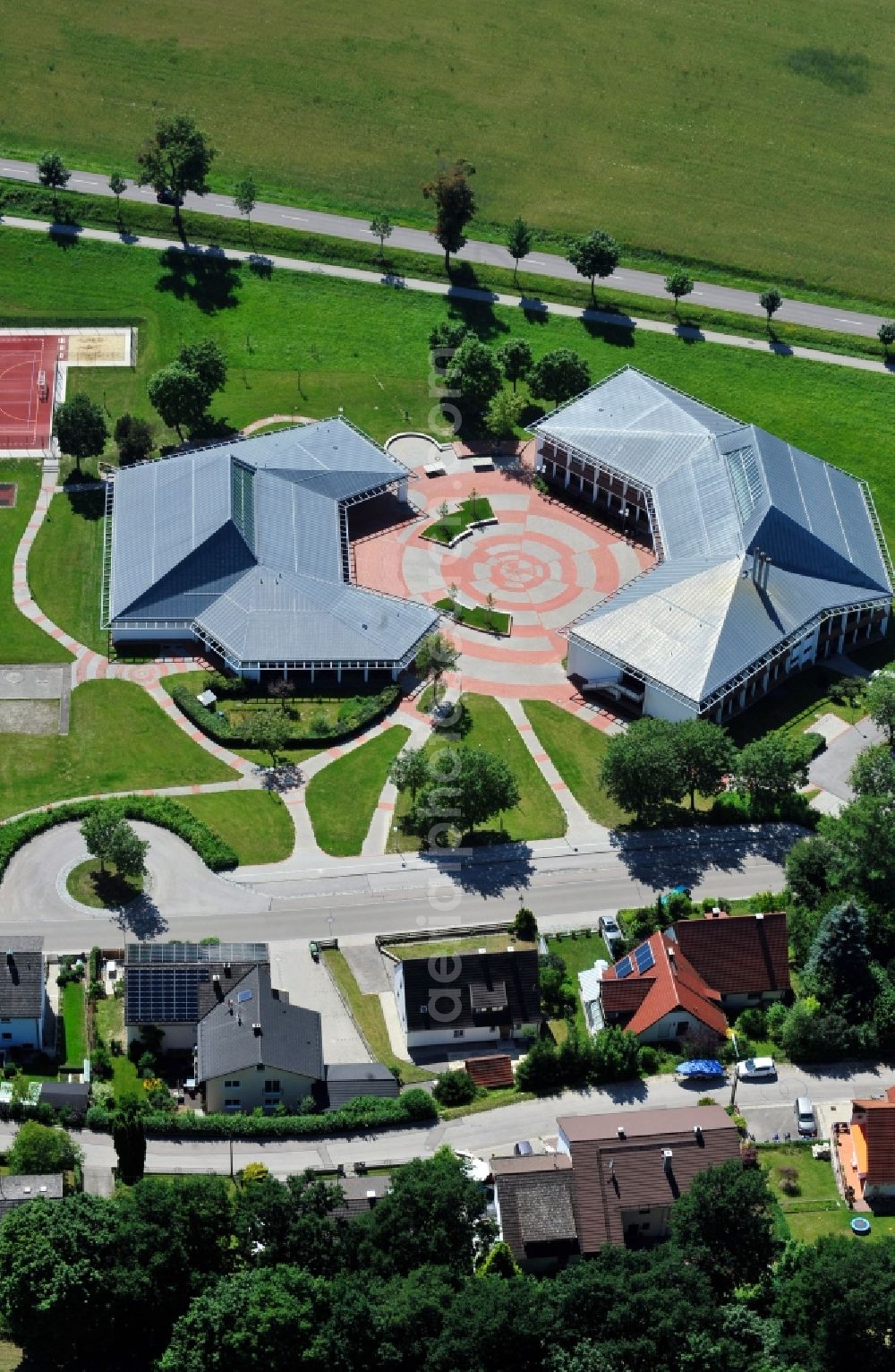 Aerial photograph Scheyern - View of the Johann-Andreas-Schmeller - Mittelschule Scheyern im Bundesland BayernScheyern in the state Bavaria