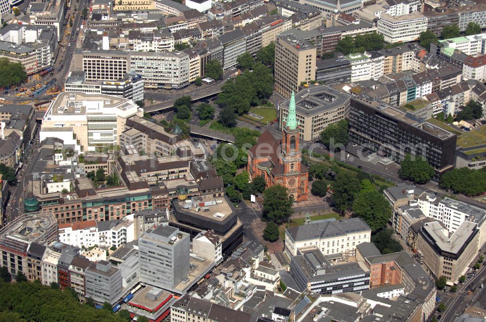 Aerial image Düsseldorf - Blick auf einen Teil der Düsseldorfer-Stadtmitte und der Johanneskirche. Die Johanneskirche wurde Ende des 19. Jahrhunderts erbaut und im Juni 2008 begannen Umbauarbeiten im Innenraum der Kirche. Kontakt: Johanneskirche Düsseldorf, Martin-Luther-Platz 39, 40212 Düsseldorf, Pfarrbüro: Pfr. Dr. Uwe & Pfr. Hans Lücke Tel. +49(0)211 135898, Sekretariat Tel. +49(0)211 60170815, Email: buero@johanneskirche.org