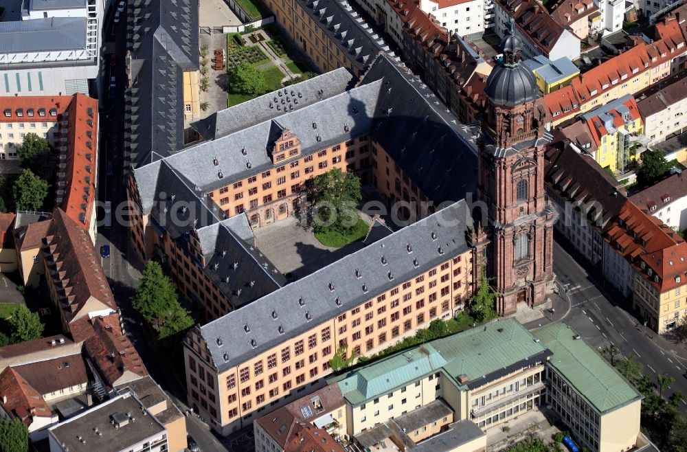 Aerial image Würzburg - Complex of the Faculty in the building of the Old University in the center of Würzburg in Bavaria. http://