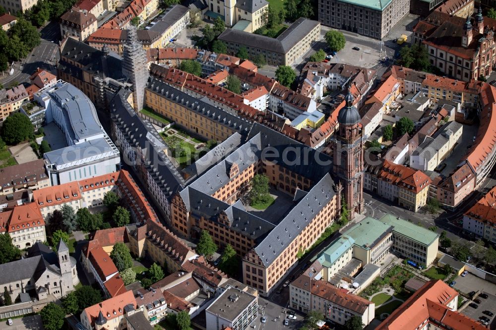 Aerial photograph Würzburg - Complex of the Faculty in the building of the Old University in the center of Würzburg in Bavaria. http://