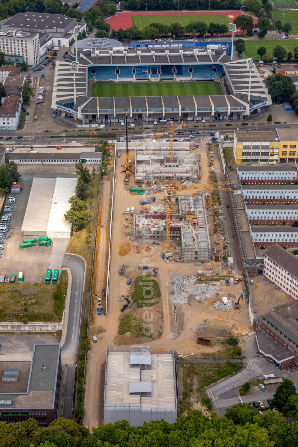 Aerial photograph Bochum - Social Therapeutic Institute on the site of prison premises and security fencing of the prison on Kruemmede in Bochum at Ruhrgebiet in the state North Rhine-Westphalia, Germany