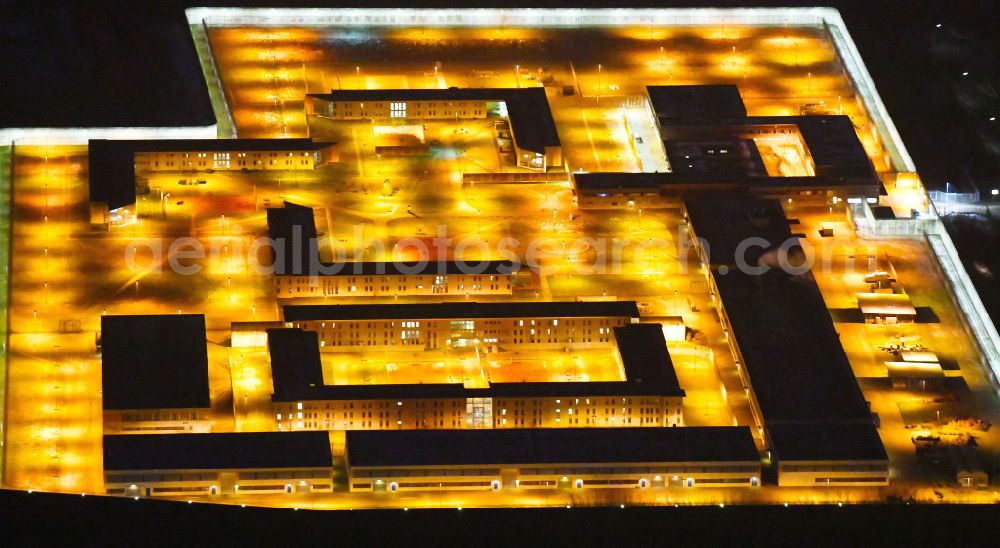 Hamburg from above - Prison grounds and high security fence Prison Justizvollzugsanstalt Billwerder on Dweerlandweg in the district Billwerder in Hamburg, Germany