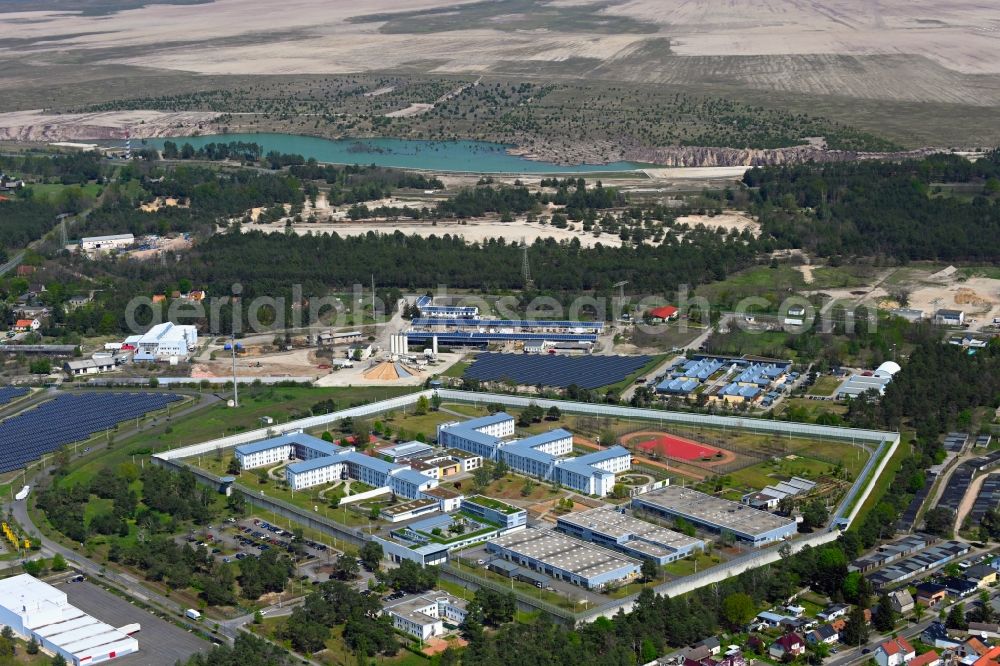 Aerial photograph Cottbus - Prison grounds and high security fence Prison in the district Dissenchen in Cottbus in the state Brandenburg, Germany