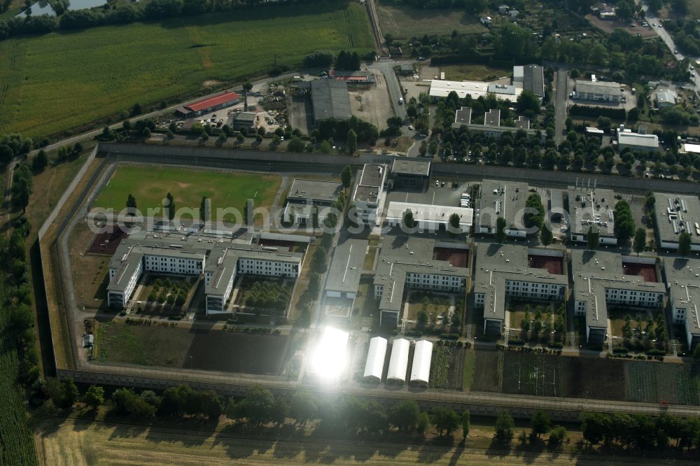 Aerial photograph Tonna - Prison grounds and high security fence Prison in the district Graefentonna in Tonna in the state Thuringia, Germany