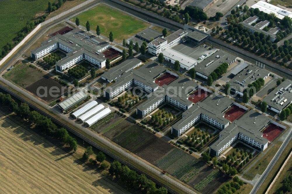 Tonna from the bird's eye view: Prison grounds and high security fence Prison in the district Graefentonna in Tonna in the state Thuringia, Germany