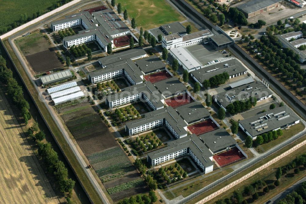 Aerial image Tonna - Prison grounds and high security fence Prison in the district Graefentonna in Tonna in the state Thuringia, Germany