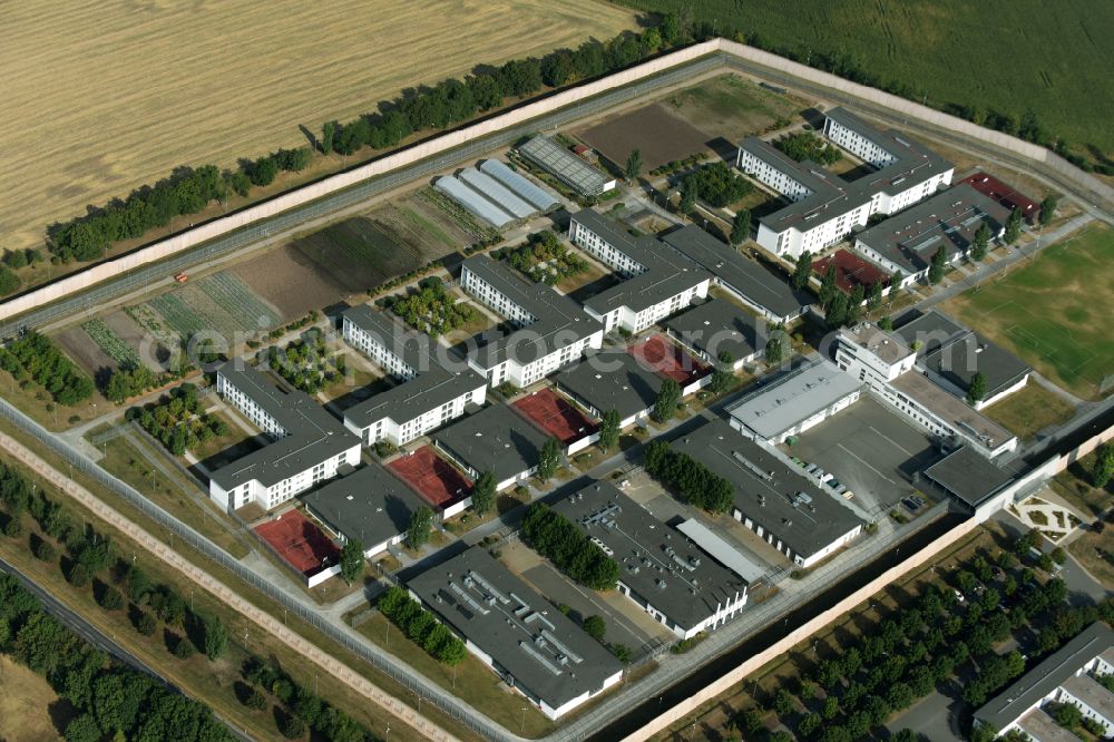 Aerial image Tonna - Prison grounds and high security fence Prison in the district Graefentonna in Tonna in the state Thuringia, Germany