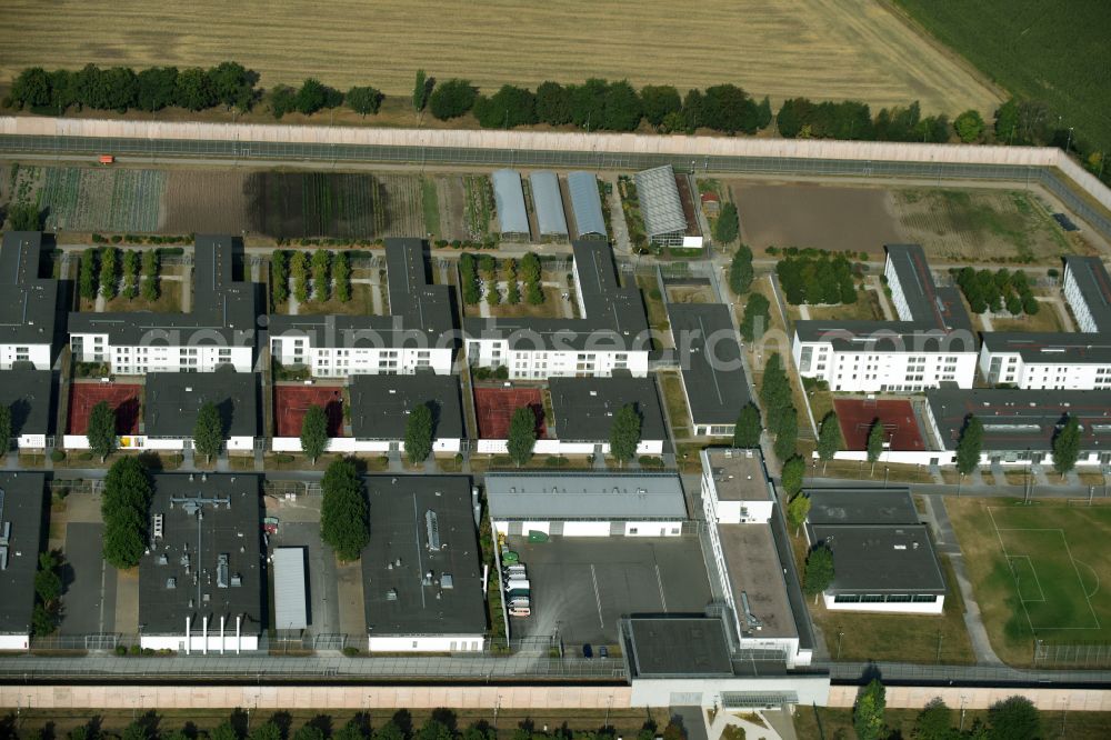 Tonna from the bird's eye view: Prison grounds and high security fence Prison in the district Graefentonna in Tonna in the state Thuringia, Germany