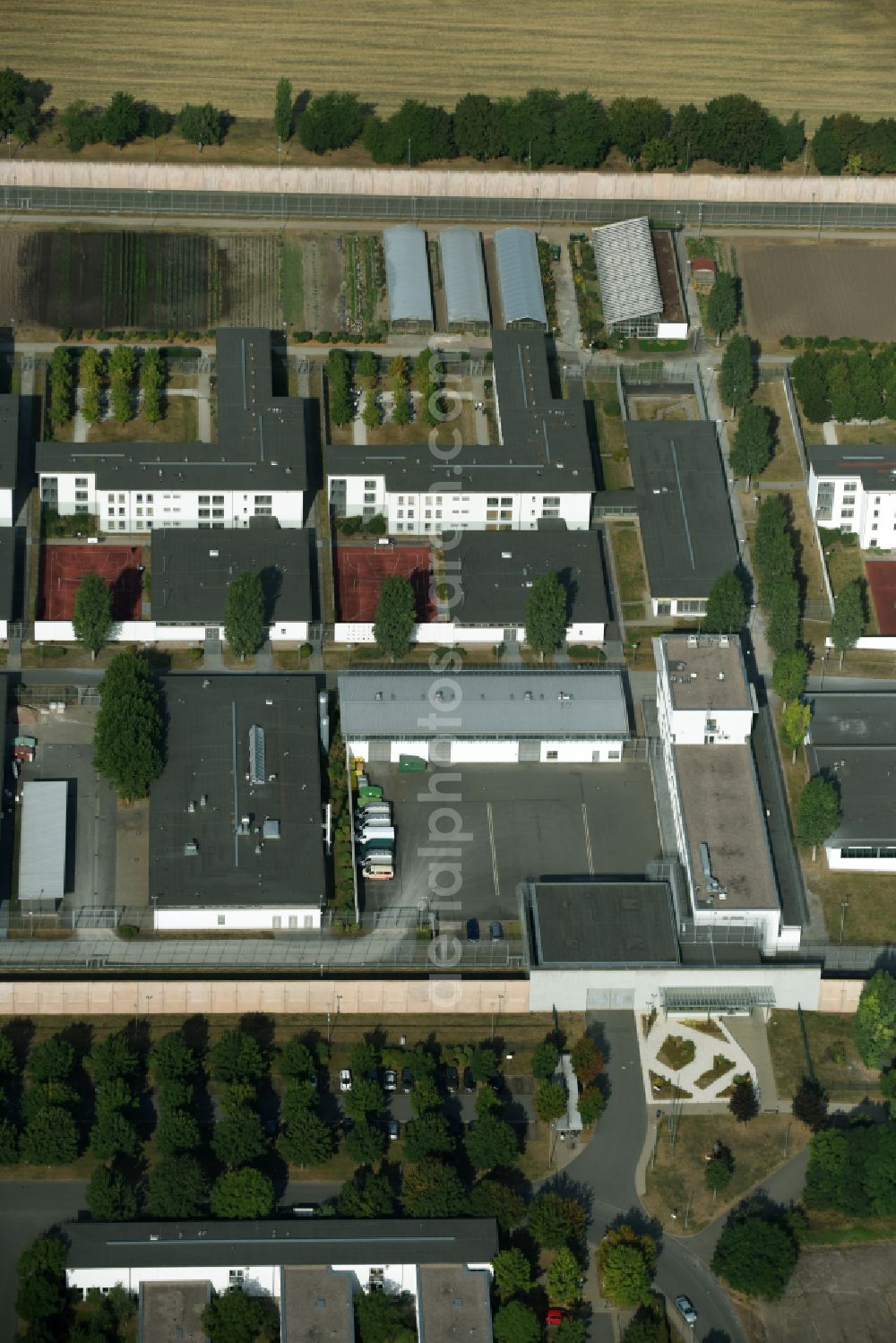 Aerial image Tonna - Prison grounds and high security fence Prison in the district Graefentonna in Tonna in the state Thuringia, Germany