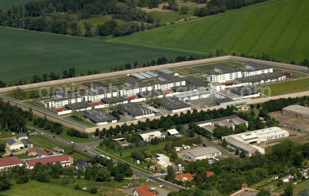 Tonna from the bird's eye view: Prison grounds and high security fence Prison in the district Graefentonna in Tonna in the state Thuringia, Germany