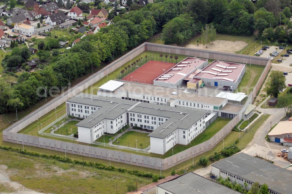 Aerial image STRALSUND - Blick auf die Justizvollzugsanstalt JVA Stralsund an der Franzenshöhe 12 in 18439 Stralsund.