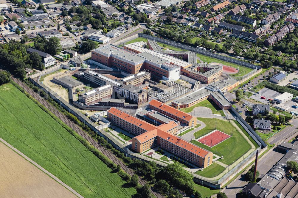 Anrath from above - Prison grounds and high security fence Prison Willich in Anrath in the state North Rhine-Westphalia, Germany