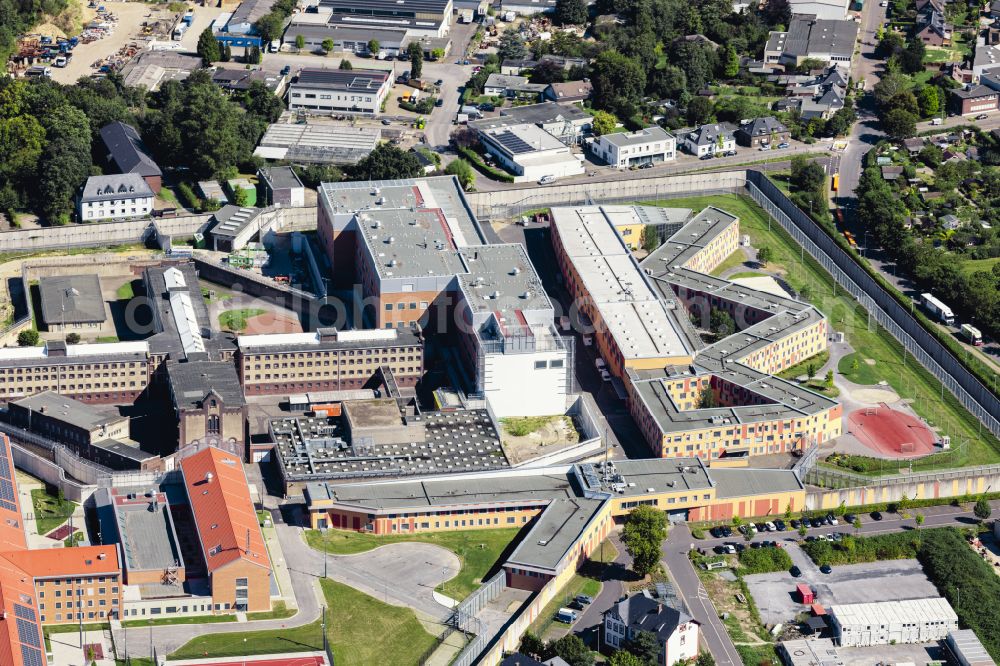 Anrath from above - Prison grounds and high security fence Prison Willich in Anrath in the state North Rhine-Westphalia, Germany