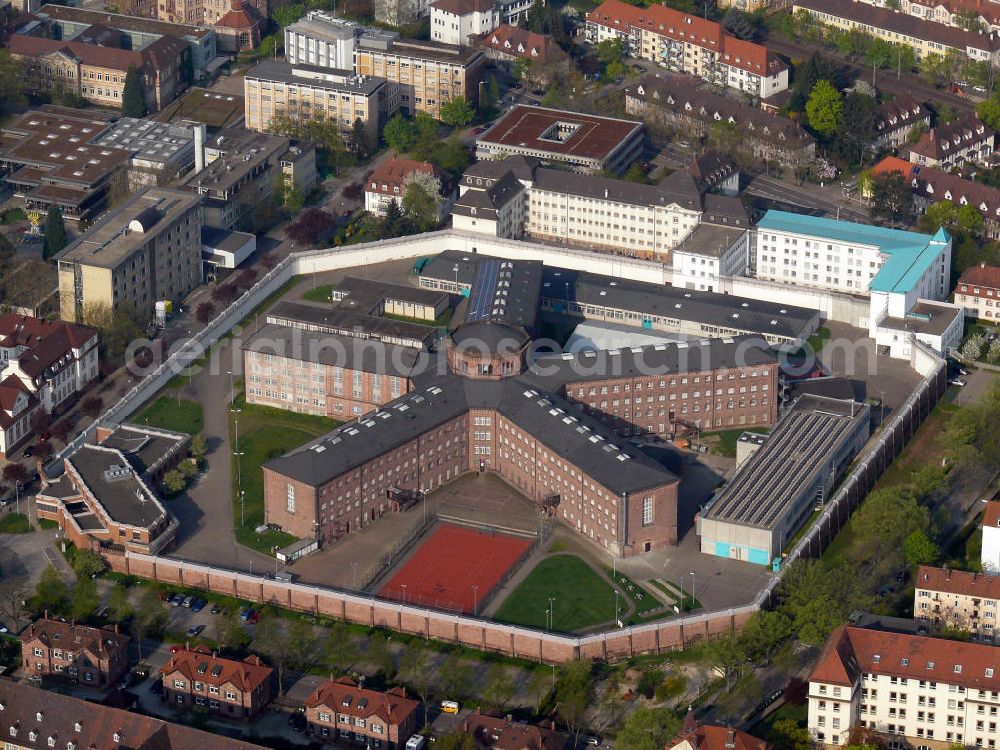 Freiburg from above - Blick auf die JVA Freiburg.