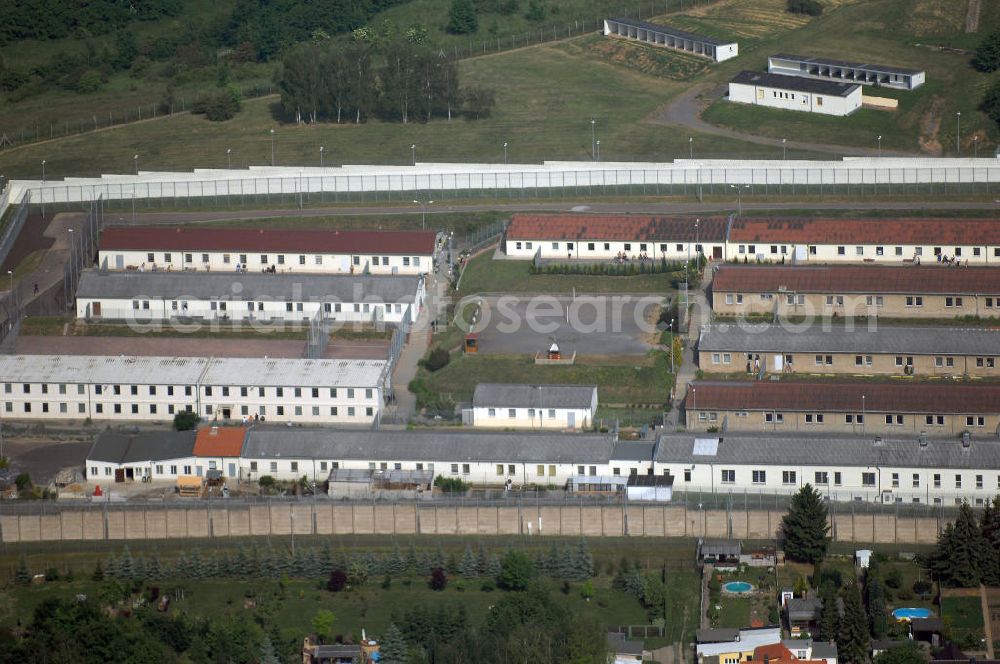 Aerial image Volkstedt - Die Justizvollzugsanstalt ist eine Anstalt des geschlossenen Vollzugs für männliche erwachsene Strafgefangene. Adresse: Justizvollzugsanstalt Volkstedt, Am Sandberg 11, 06295 Lutherstadt Eisleben, Tel.: (0 34 75) 65 70, Fax: (0 34 75) 65 72 14, E-Mail: poststelle@jva-vol.mj.sachsen-anhalt.de