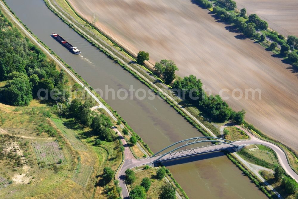 Aerial image Kade OT Kader Schleuse - The Kader bridge over the Elbe-Havel-Canel in the state Saxony-Anhalt