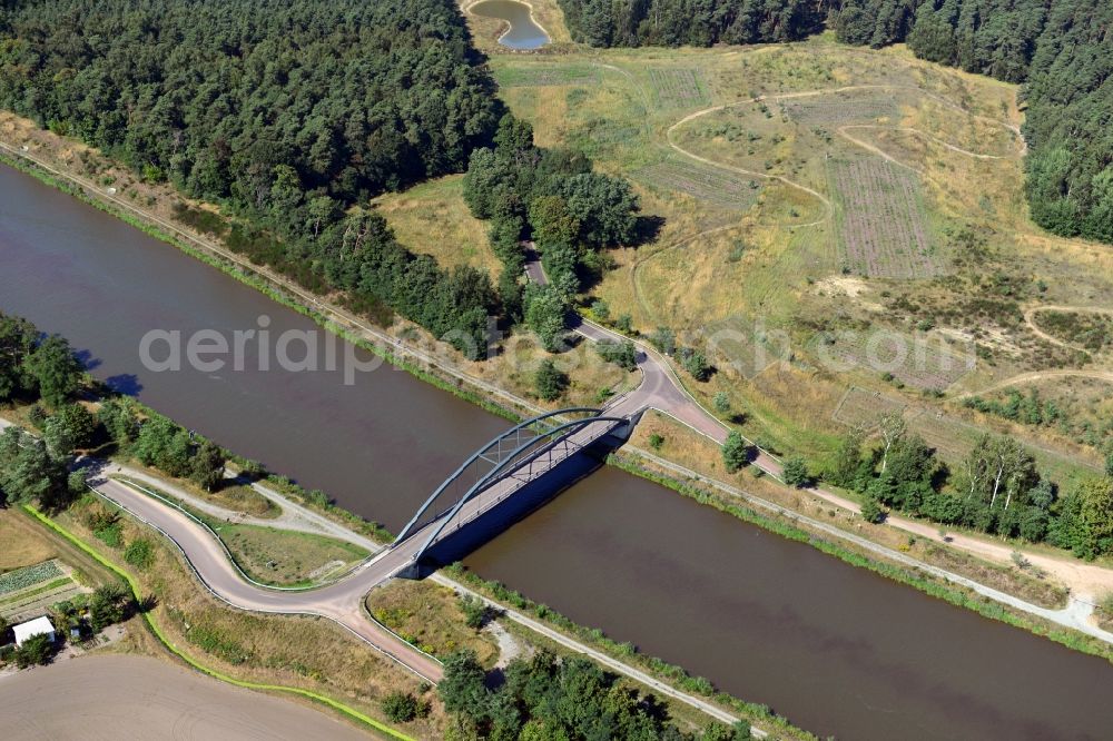 Aerial image Kade OT Kader Schleuse - The Kader bridge over the Elbe-Havel-Canel in the state Saxony-Anhalt