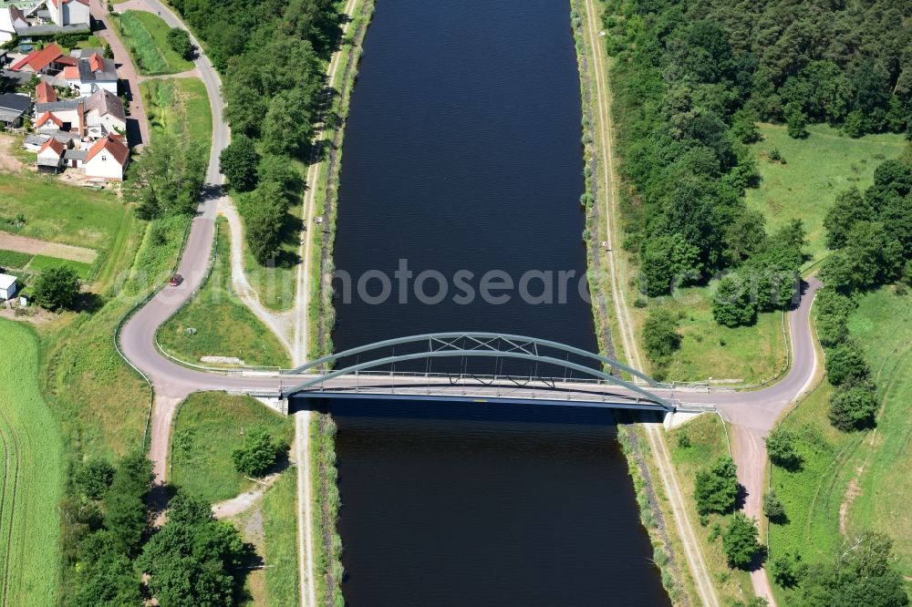 Aerial photograph Kade - Kader bridge over the Elbe-Havel-Canel in the state Saxony-Anhalt