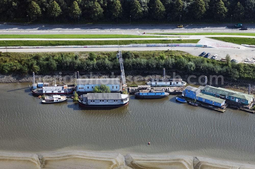 Hamburg from the bird's eye view: Ship moorings at the inland harbor basin on the banks of the Spreehafen in Hamburg, Germany