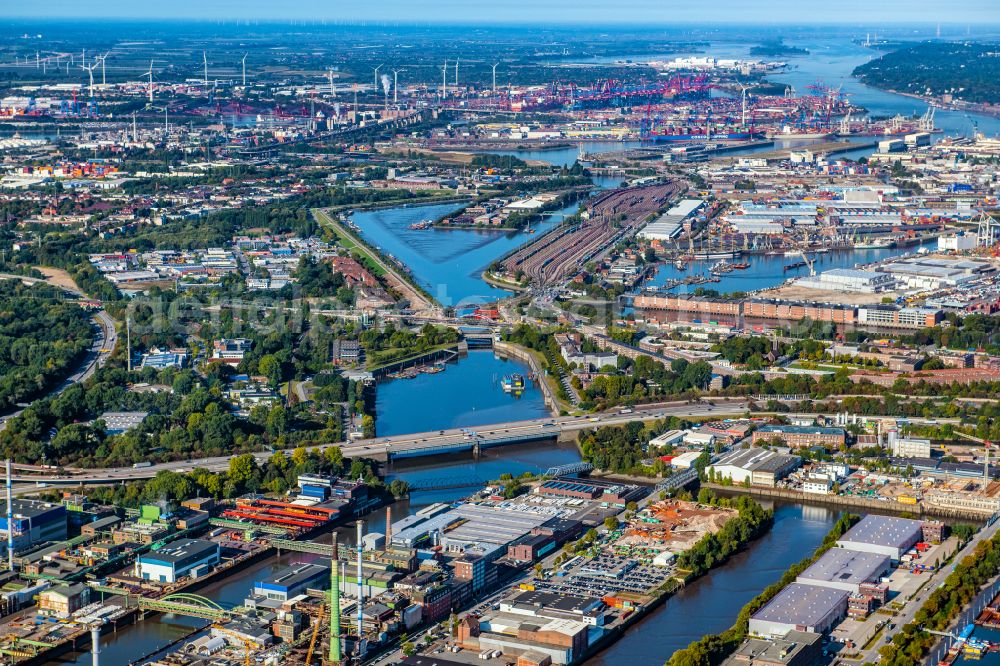 Hamburg from the bird's eye view: Ship moorings at the inland harbor basin on the banks of the of Spreehafen in the district Kleiner Grasbrook in Hamburg, Germany