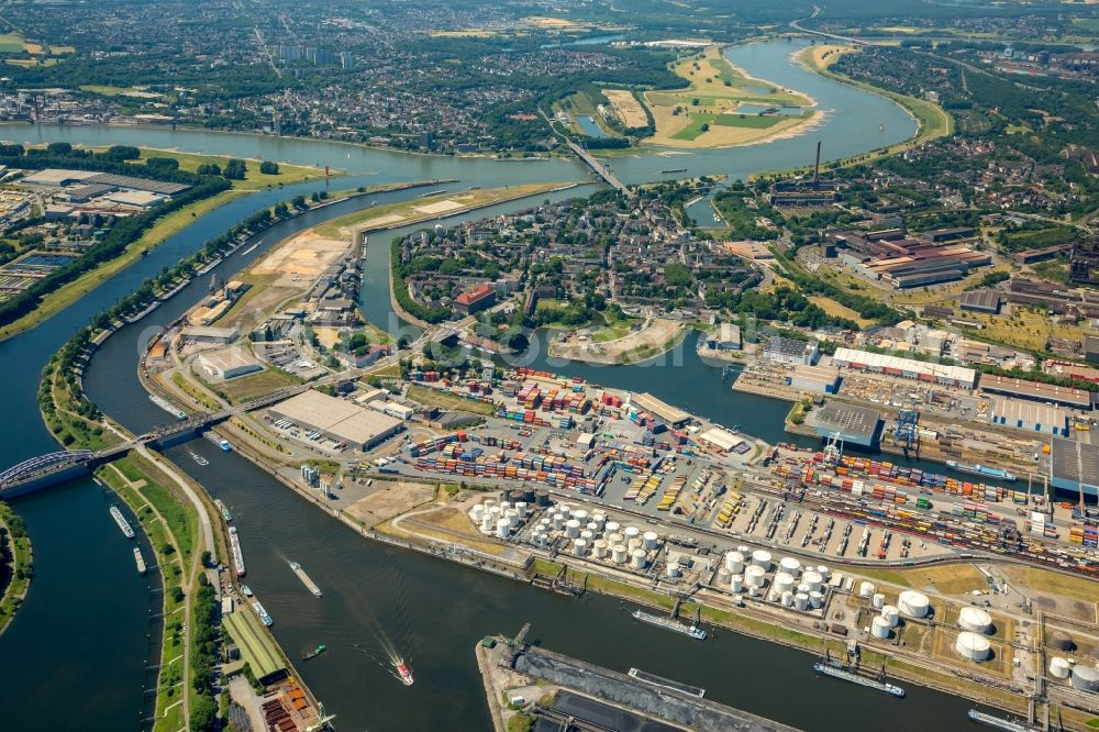 Duisburg from above - Quays and boat moorings at the port of the inland port on Rhein and on Ruhr in the district Ruhrort in Duisburg in the state North Rhine-Westphalia, Germany