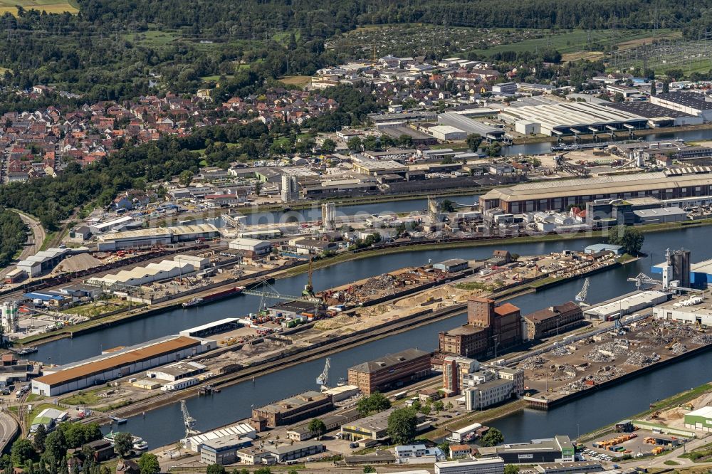 Karlsruhe from above - Quays and boat moorings at the port of the inland port Rheinhafen in Karlsruhe in the state Baden-Wuerttemberg, Germany