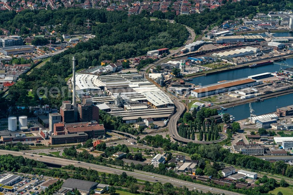 Karlsruhe from above - Quays and boat moorings at the port of the inland port Rheinhafen Karlsruhe in Karlsruhe in the state Baden-Wurttemberg, Germany