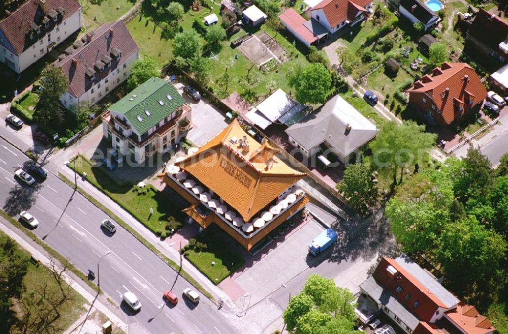 Stahnsdorf / Brandenburg from above - Kaiser-Pagode (China-Restaurant) Ort: Stahnsdorf / Brandenburg Datum: 05.05.03