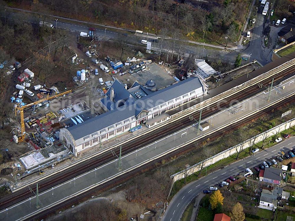 Aerial photograph Potsdam - 24.11.2004 Potsdam, Blick auf den fast fertig rekonstruierten Kaiserbahnhof in Potsdam.