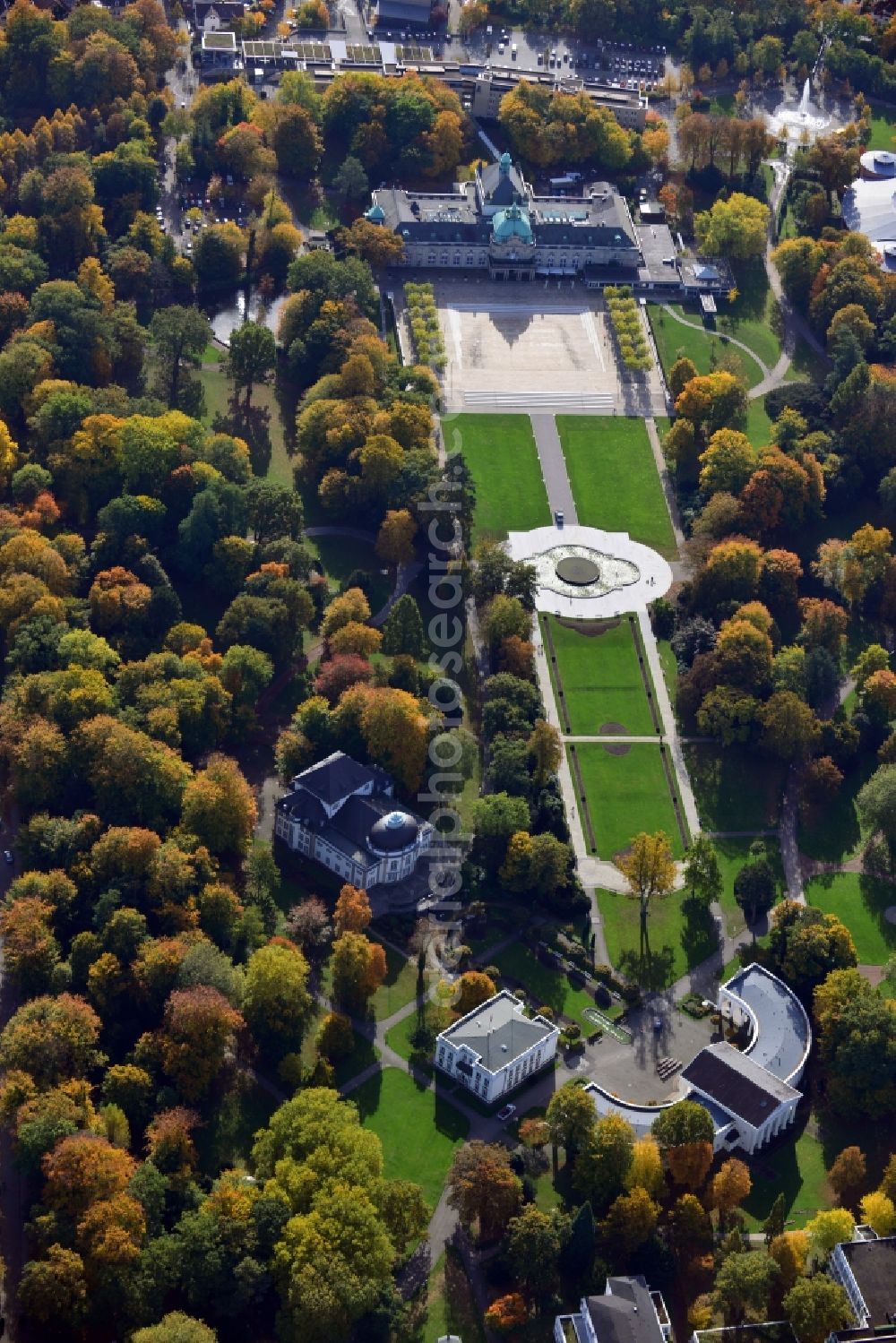 Bad Oeynhausen from the bird's eye view: View of the Kaiserpalais with the spa park in Bad Oeynhausen in the state North Rhine-Westphalia. The Kaiserpalais houses the GOP Varieté-Theatré, several gastronomy areas and events and also the Dance-Club ADIAMO