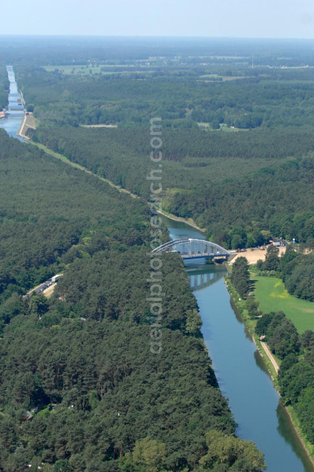 Langer Grund from above - Blick auf die Baustelle der Kaiserwegbrücke über den Oder-Havel-Kanal in Langer Grund - Schorfheide BB. View onto the construction area / site of the Kaiserweg-Bridge over the Oder-Havel-Canal in Langer Grund.