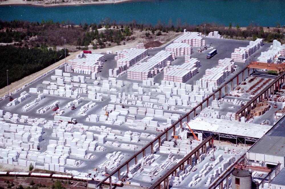 Finsterwalde from the bird's eye view: 04.05.1995 Kalksandsteinwerk bei Finsterwalde