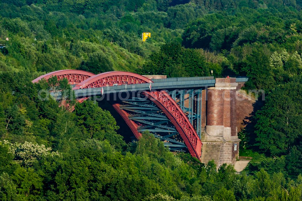 Kiel from the bird's eye view: Canal bridge at Levensau in Suchsdorf in the state Schleswig-Holstein, Germany