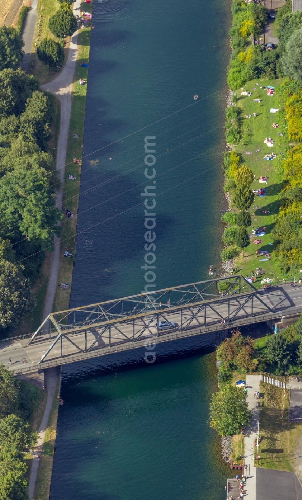 Dortmund from the bird's eye view: View of the canal bridge across the Dortmund-Ems-Canal in Dortmund in the state North Rhine-Westphalia