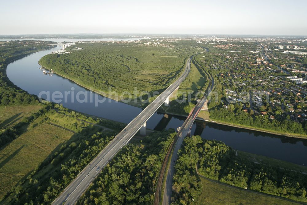 Aerial photograph Altenholz - Canal bridges along the federal highway B76 near Levensau northwest of Kiel in the state Schleswig-Holstein, Germany