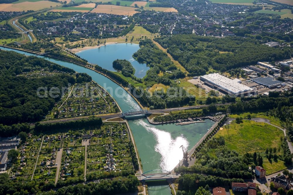 Lünen from above - History channel and riparian areas of Datteln-Hamm-Kanal in Luenen in the state North Rhine-Westphalia