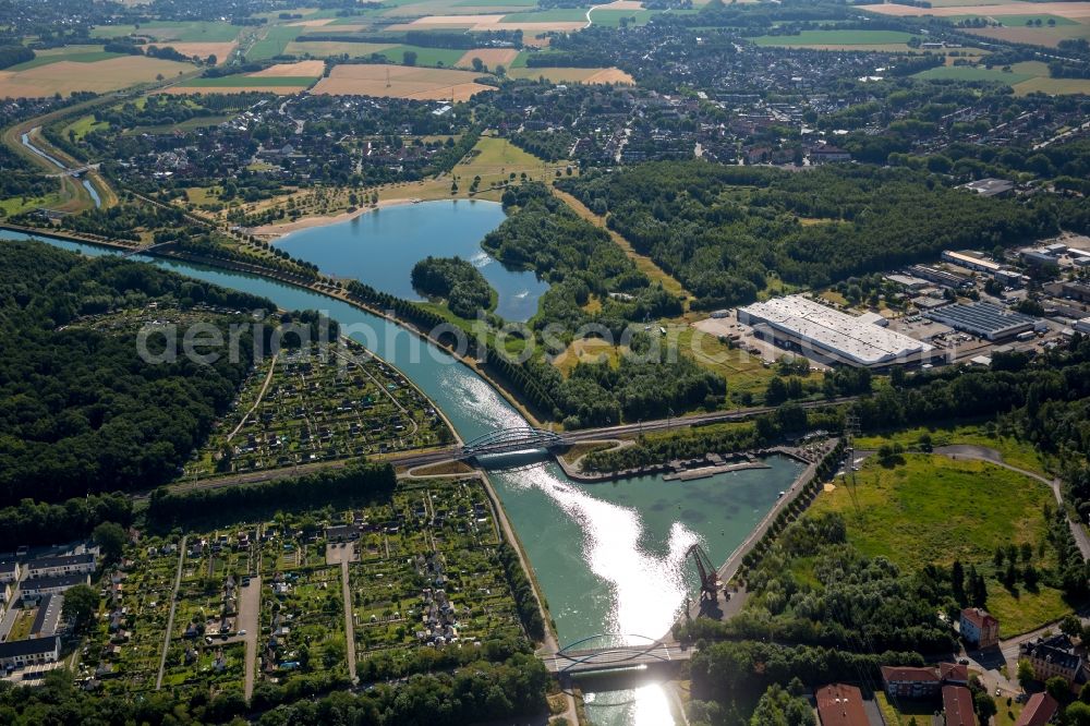 Aerial image Lünen - History channel and riparian areas of Datteln-Hamm-Kanal in Luenen in the state North Rhine-Westphalia