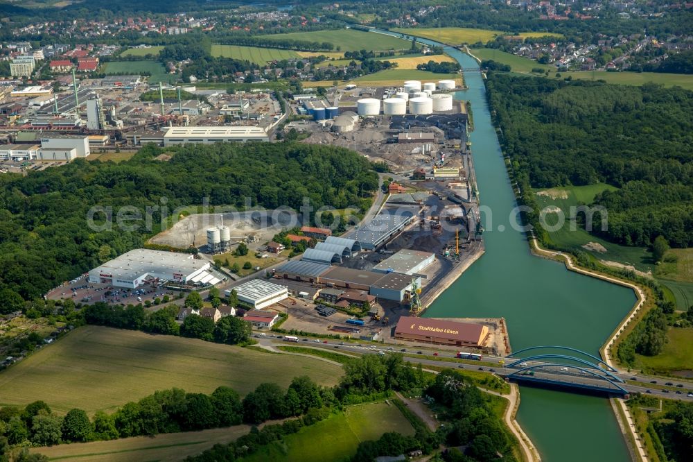 Aerial photograph Lünen - History channel and riparian areas of Datteln-Hamm-Kanal in Luenen in the state North Rhine-Westphalia