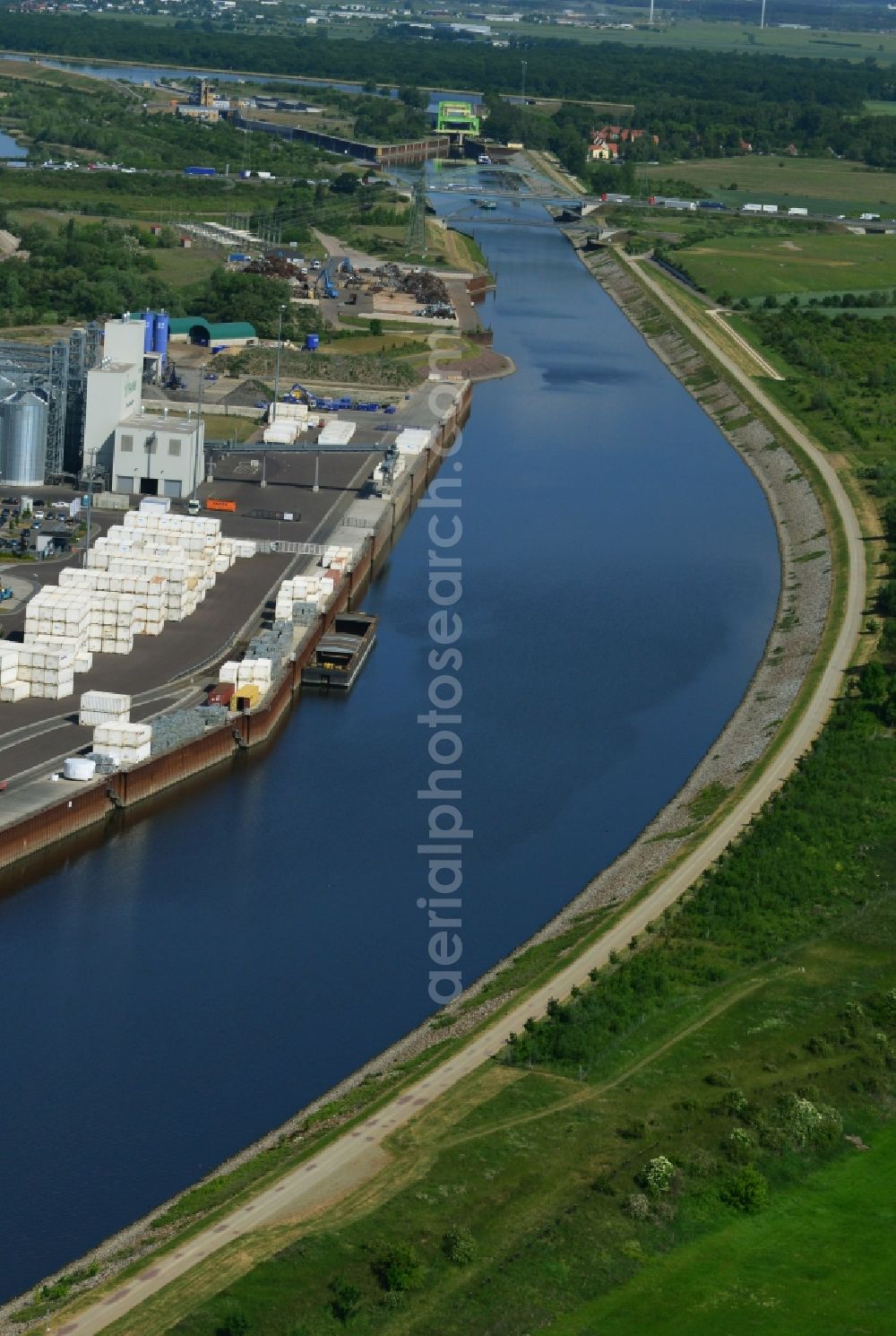 Magdeburg from above - History channel and riparian areas of Industrial areas on the descent channel Rothensee in Magdeburg in the state Saxony-Anhalt