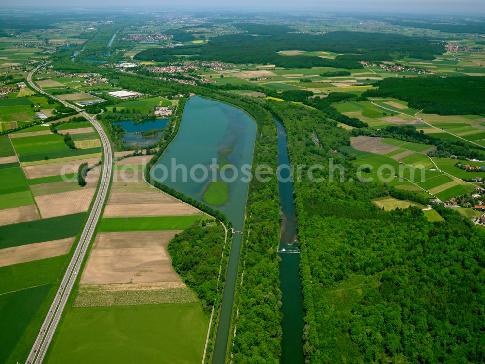 Aerial image Dettingen an der Iller - Canal course and shore areas of the connecting canal Illerkanal in Dettingen an der Iller in the state Baden-Wuerttemberg, Germany