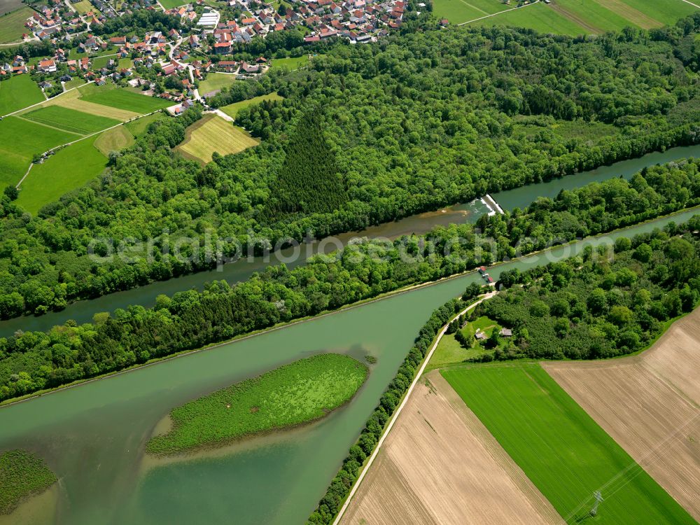 Aerial photograph Dettingen an der Iller - Canal course and shore areas of the connecting canal Illerkanal in Dettingen an der Iller in the state Baden-Wuerttemberg, Germany