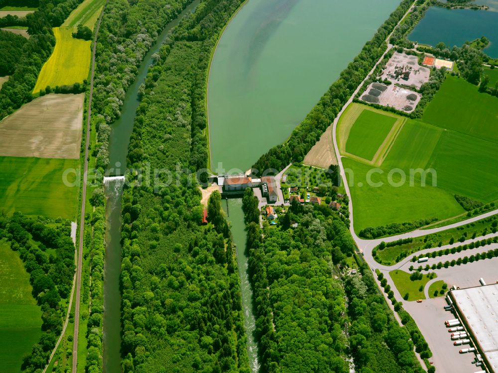 Aerial photograph Dettingen an der Iller - Canal course and shore areas of the connecting canal Illerkanal in Dettingen an der Iller in the state Baden-Wuerttemberg, Germany