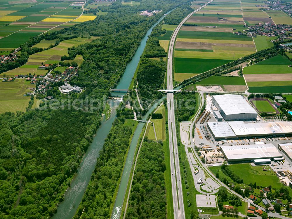 Fellheim from above - Canal course and shore areas of the connecting canal Illerkanal, Fluss Iller and Autobahn A7 in Fellheim in the state Bavaria, Germany