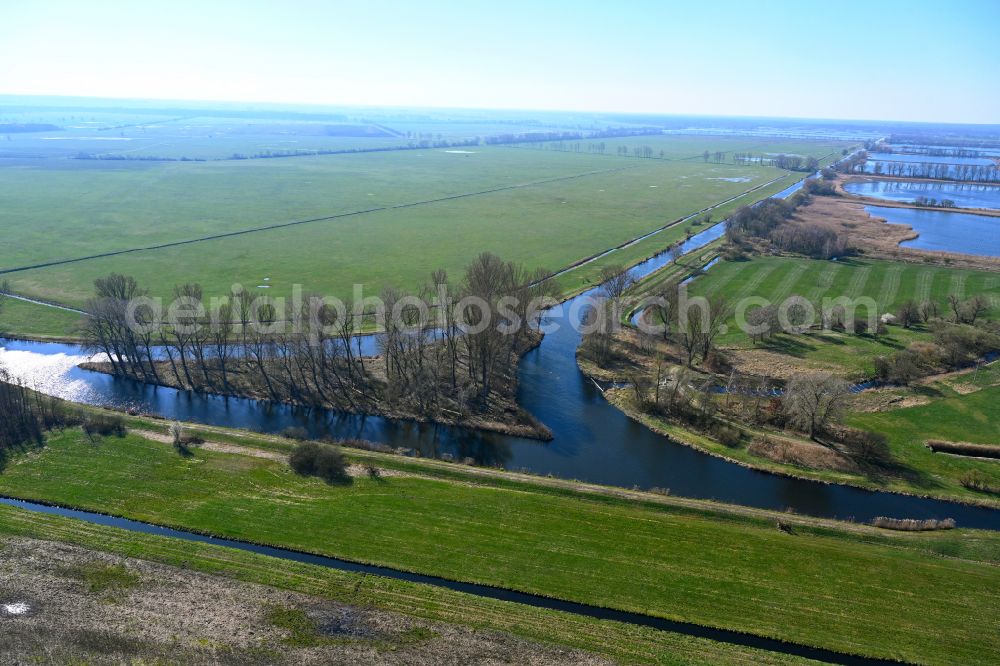 Lewitz from the bird's eye view: Canal course and shore areas of the connecting canal Mueritz-Elde-Wasserstrasse in Lewitz in the state Mecklenburg - Western Pomerania, Germany